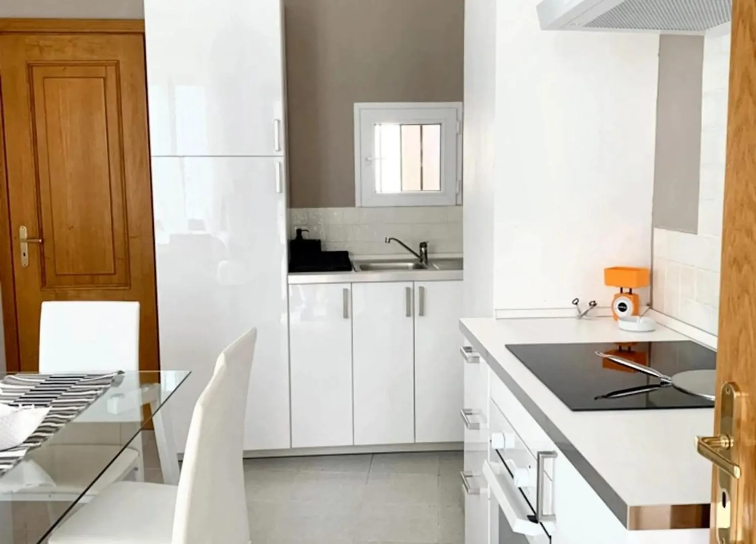 Charming Apartment In Catania With Balcony And City View Italy